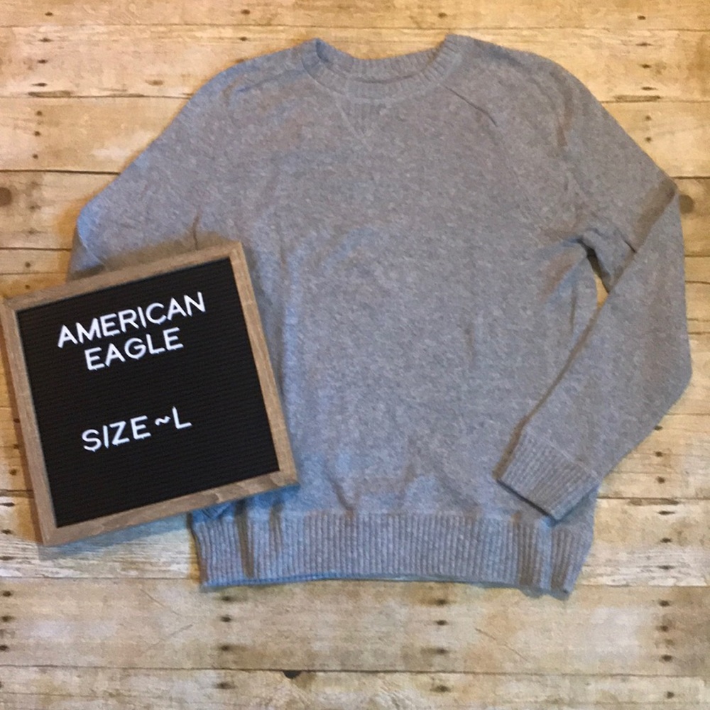 Men’s American Eagle sweater